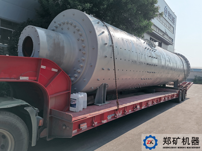 河南鄭礦機(jī)器內(nèi)蒙古Φ3.8×11.5m大型球磨機(jī)項(xiàng)目